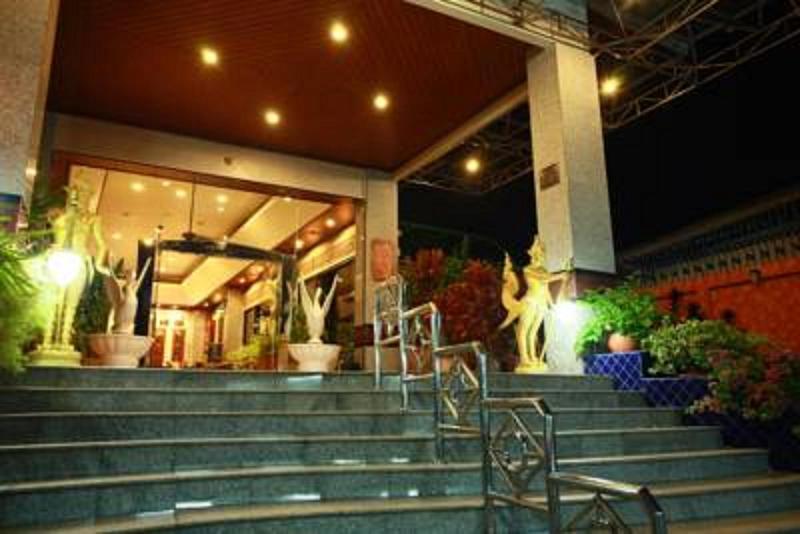 Hua Hin Loft Hotel Esterno foto